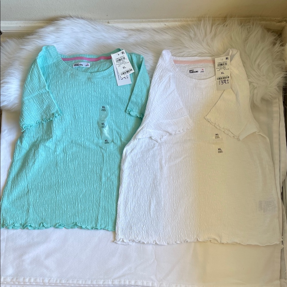 Epic Threads Teal and White Textured Short Sleeve T-Shirt Set of 2. NWT.